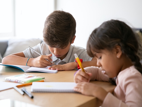 創(chuàng)業(yè)續(xù)簽期間公司虧損是否影響永居申請(qǐng)？