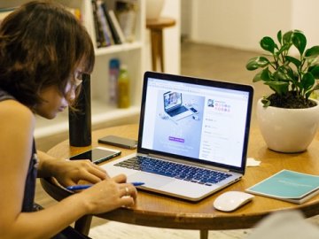 香港優才獲批后：如何從維持身份轉為永居