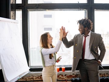 新加坡投資千億，中國(guó)投資者如何抓住機(jī)遇？