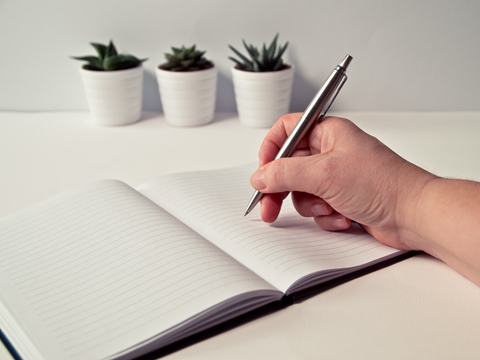 立足香港,輻射全球,助您打造國際品牌 立足香港,輻射全球,助您打造國際品牌