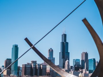 香港高才通2025政策解析：中國賣家如何把握機遇實現雙贏？