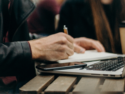 注冊新加坡公司做中轉(zhuǎn)貿(mào)易報關(guān)注意事項? 注冊新加坡公司做中轉(zhuǎn)貿(mào)易報關(guān)注意事項?